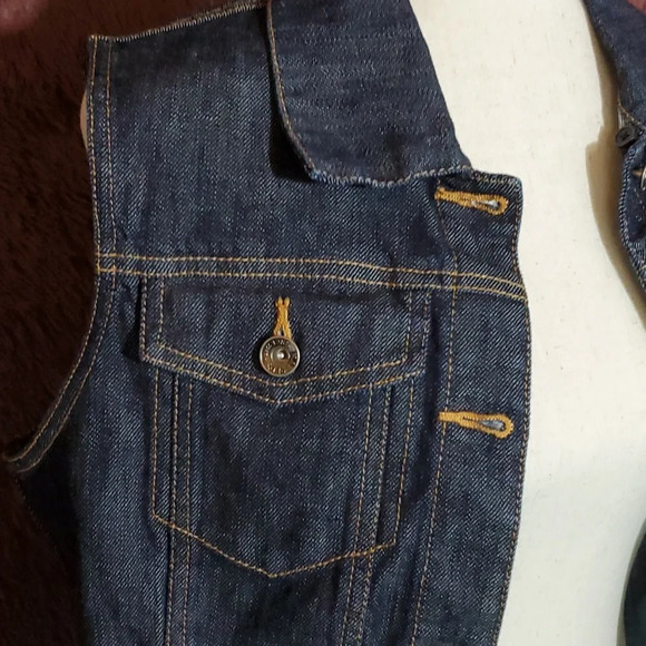 Harold's Dark Denim Vest - Picture 4 of 5